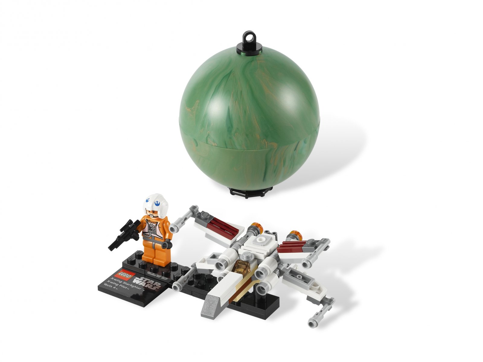 LEGO 9677 X-Wing Starfighter & Yavin4